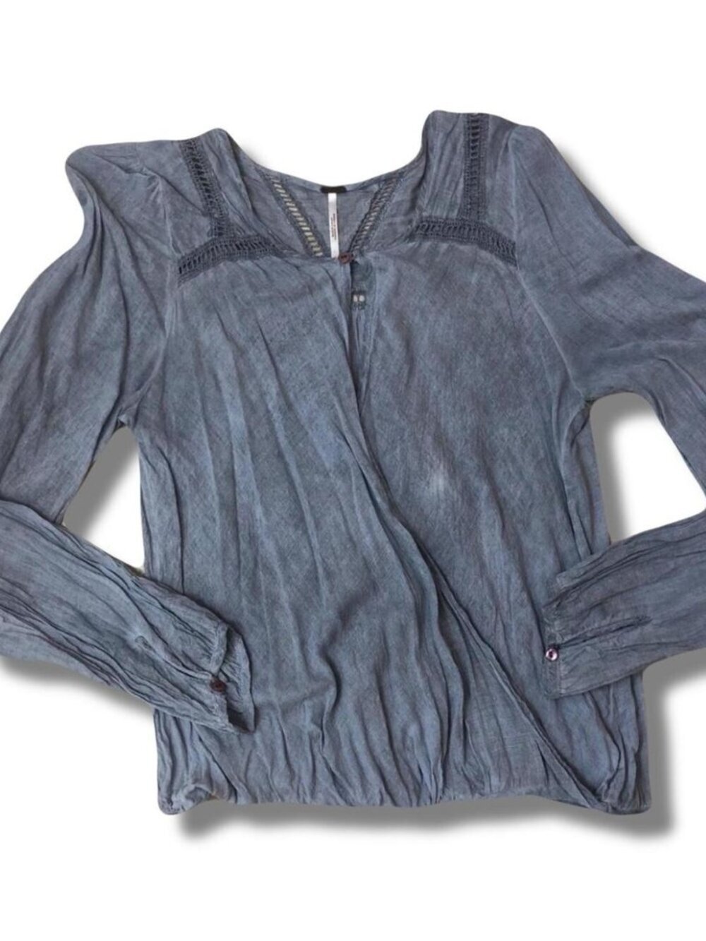 Free People Blue Chambray Long Sleeve Crochet Detail Blouse Size Small NOTE Boho